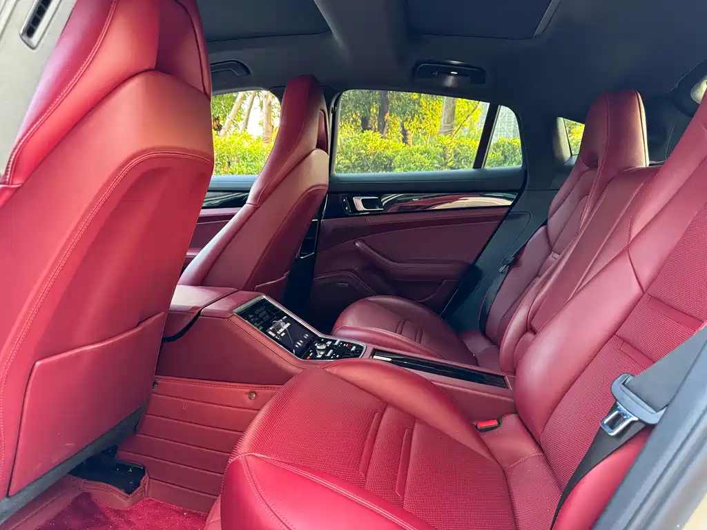 Porsche Panamera — миниатюра 8