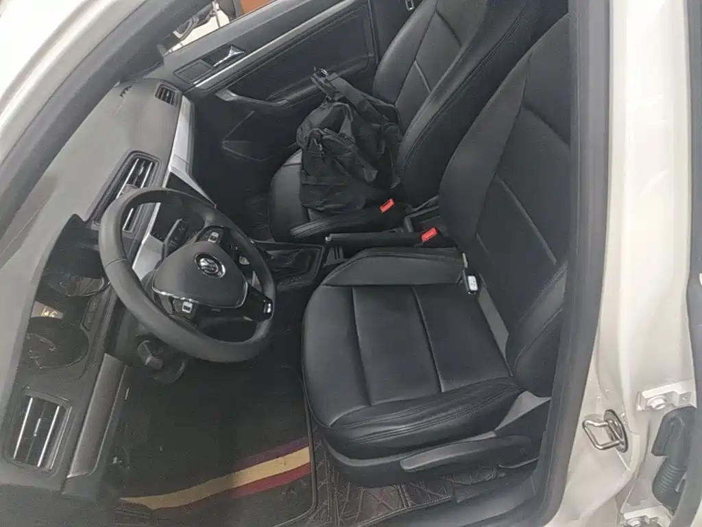Volkswagen Lavida — миниатюра 15