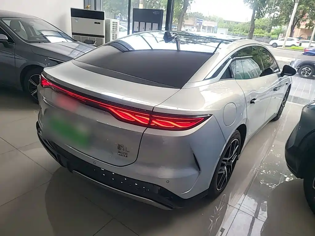 BYD Хань Ли — миниатюра 7