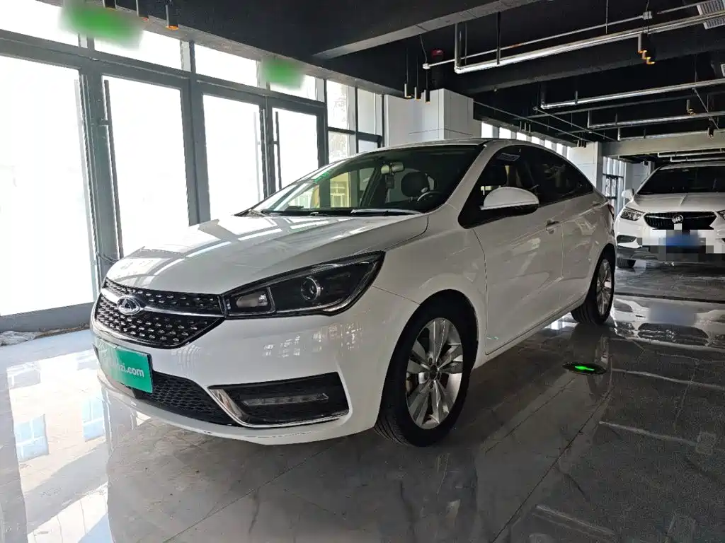 Chery Arrizo 5