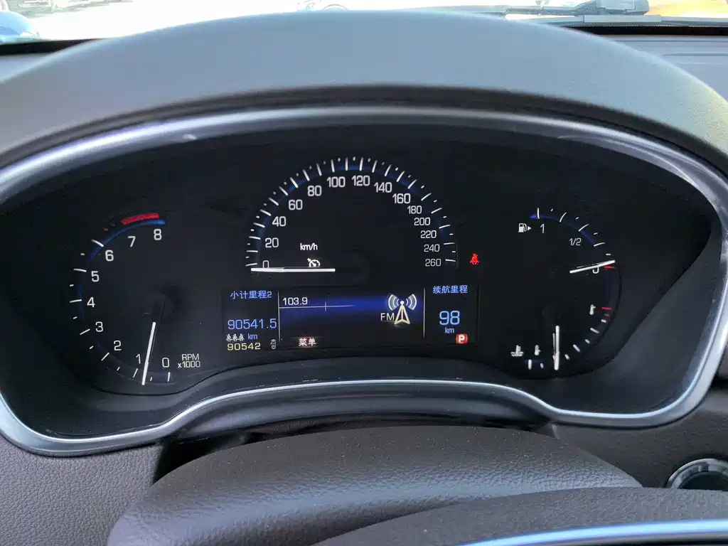 Cadillac SRX — миниатюра 17