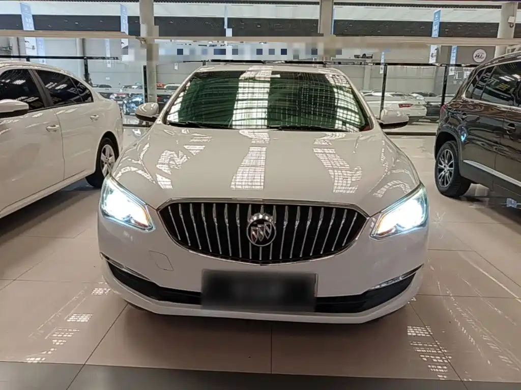 Buick Excelle — миниатюра 3
