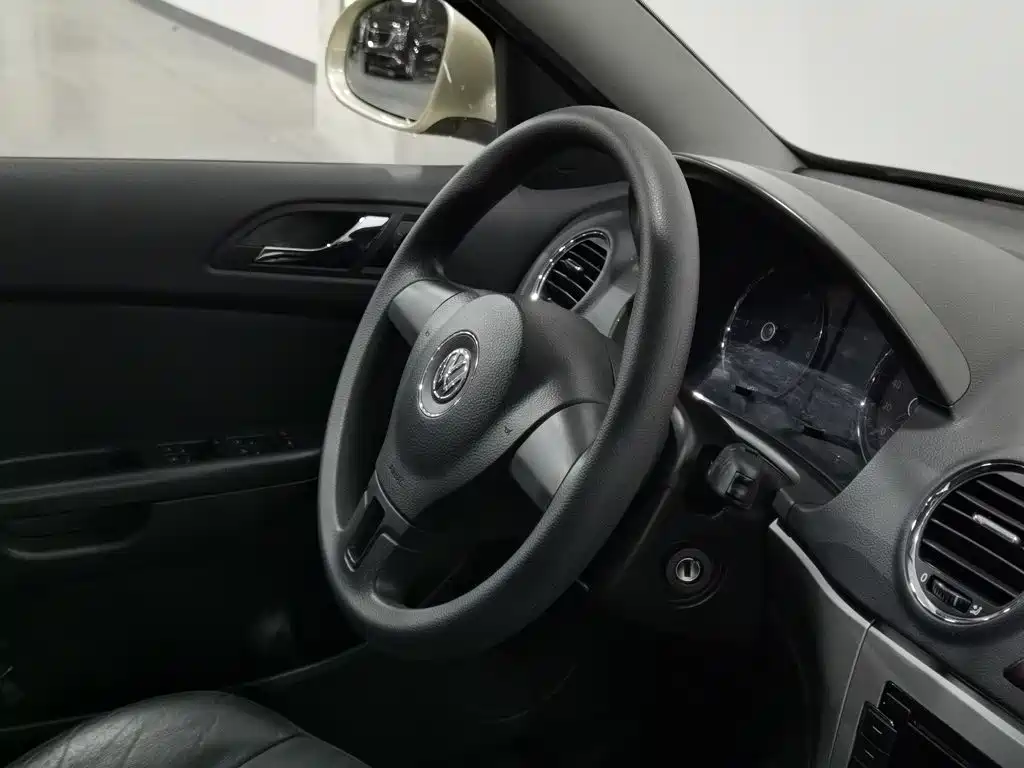 Volkswagen Lavida — миниатюра 22