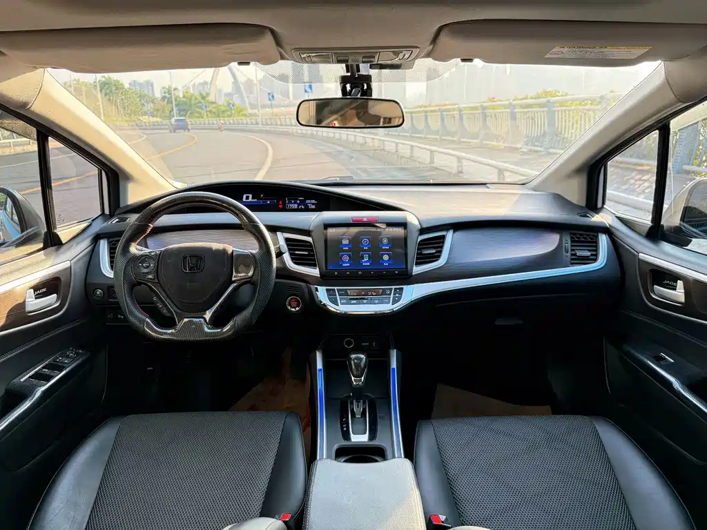 Honda Jade — миниатюра 10