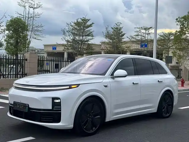 Li Auto L7