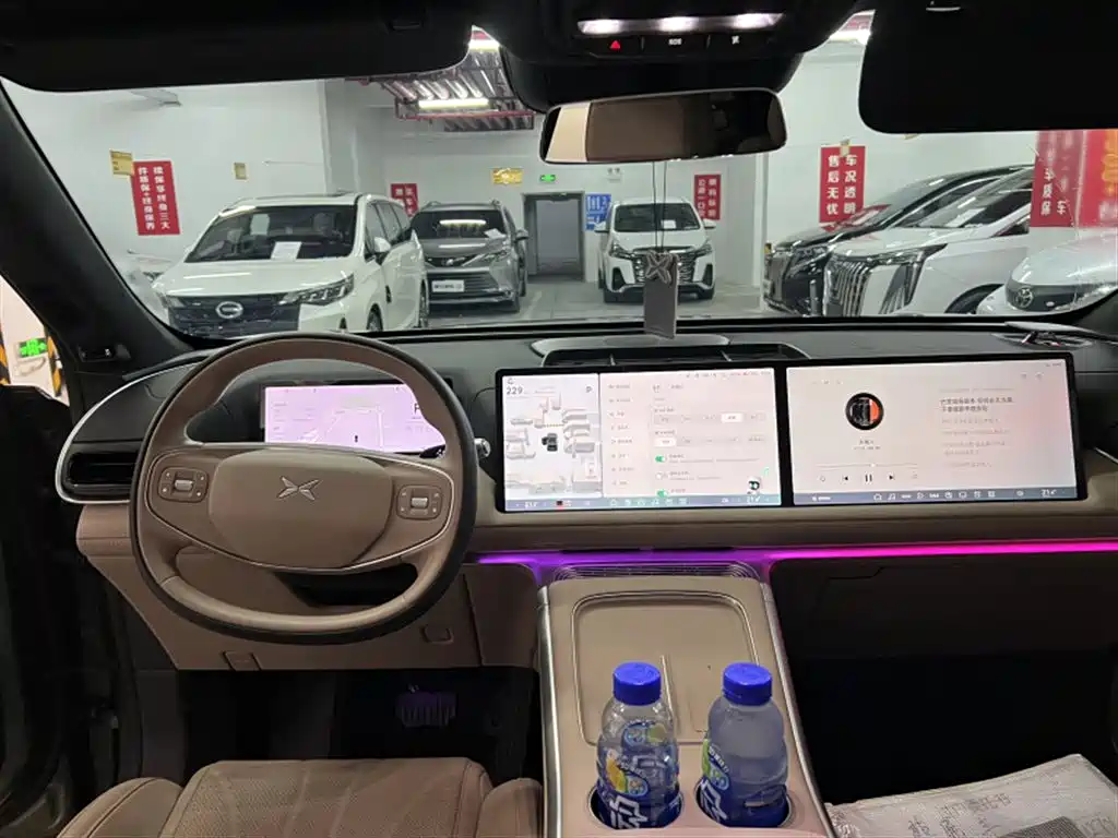 XPeng G9 — миниатюра 7
