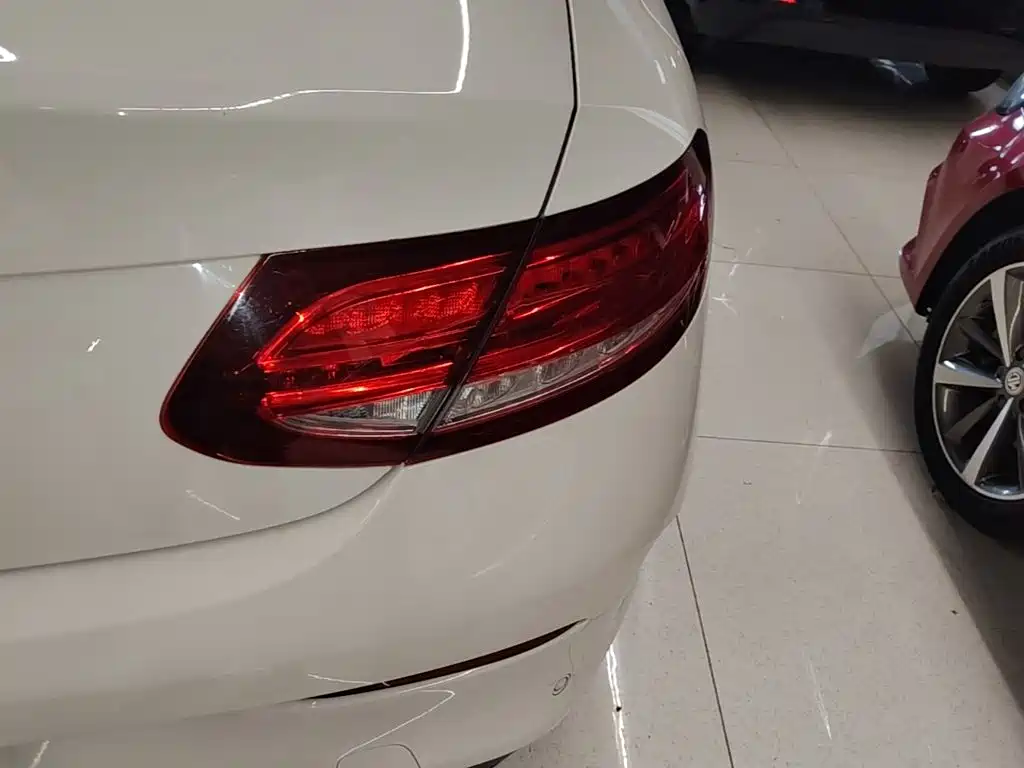 Mercedes-Benz C-Class (Import) — миниатюра 8