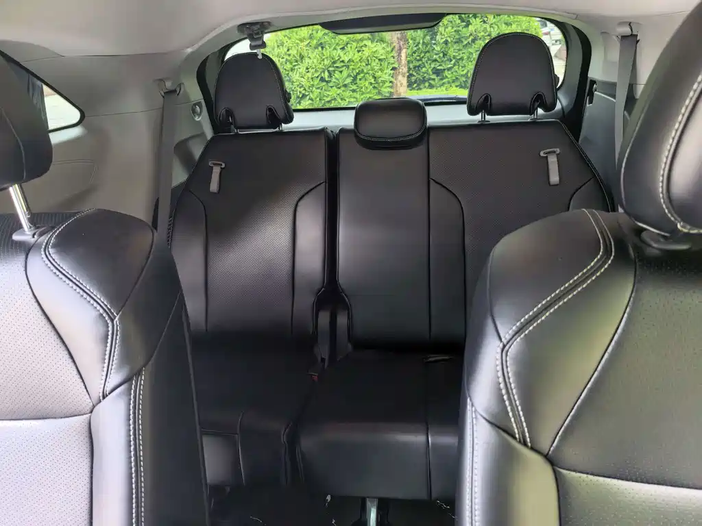 Toyota Sienna — миниатюра 15