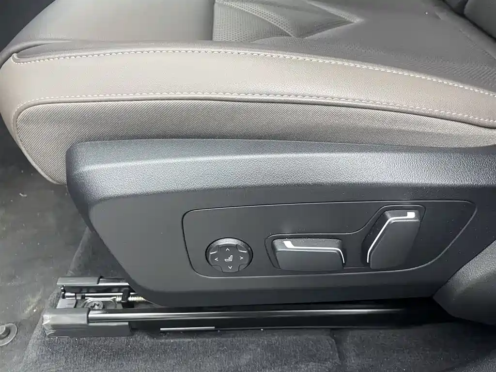 BMW X3 — миниатюра 10