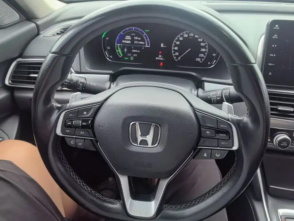 Honda Accord — миниатюра 11