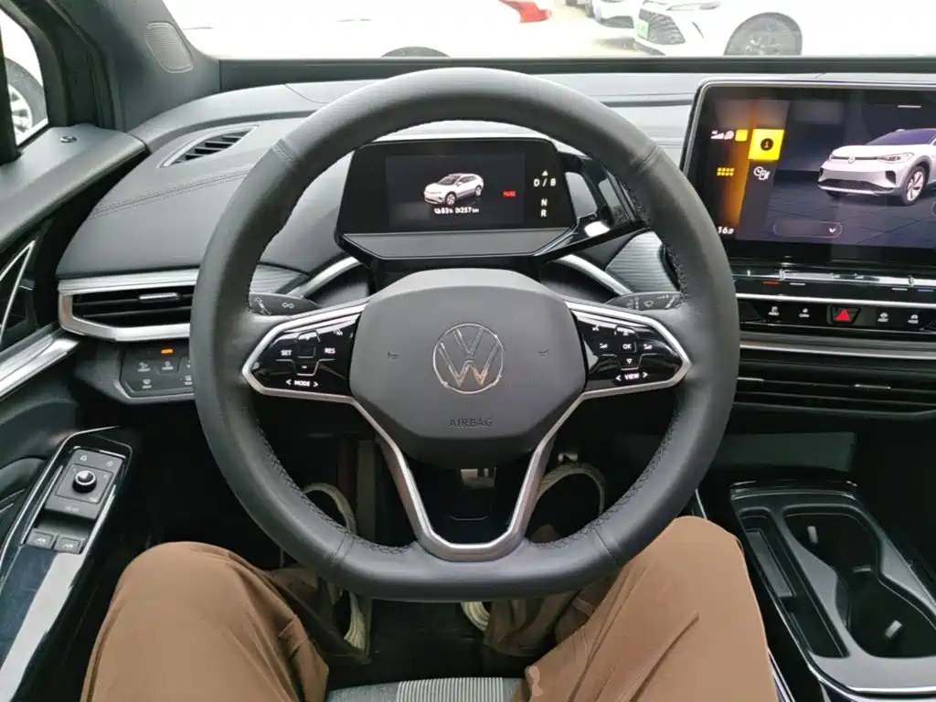 Volkswagen ID.4 Crozz — миниатюра 11