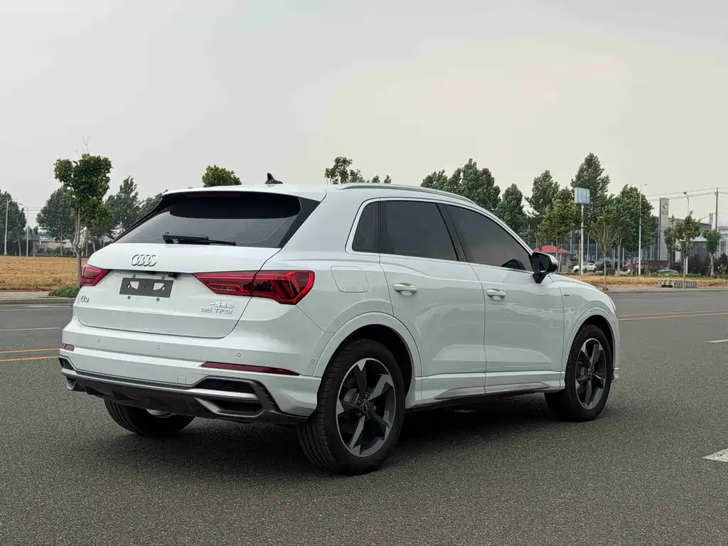 Audi Q3 — миниатюра 6