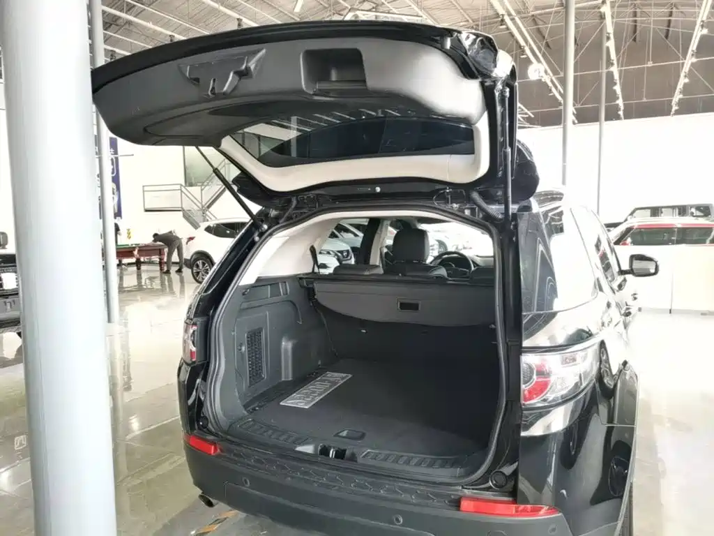 Land Rover Discovery Sport — миниатюра 19