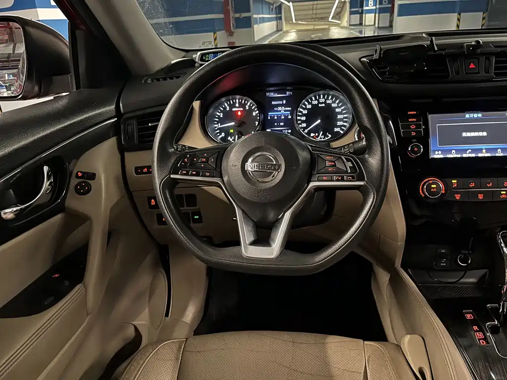 Nissan X-Trail — миниатюра 11