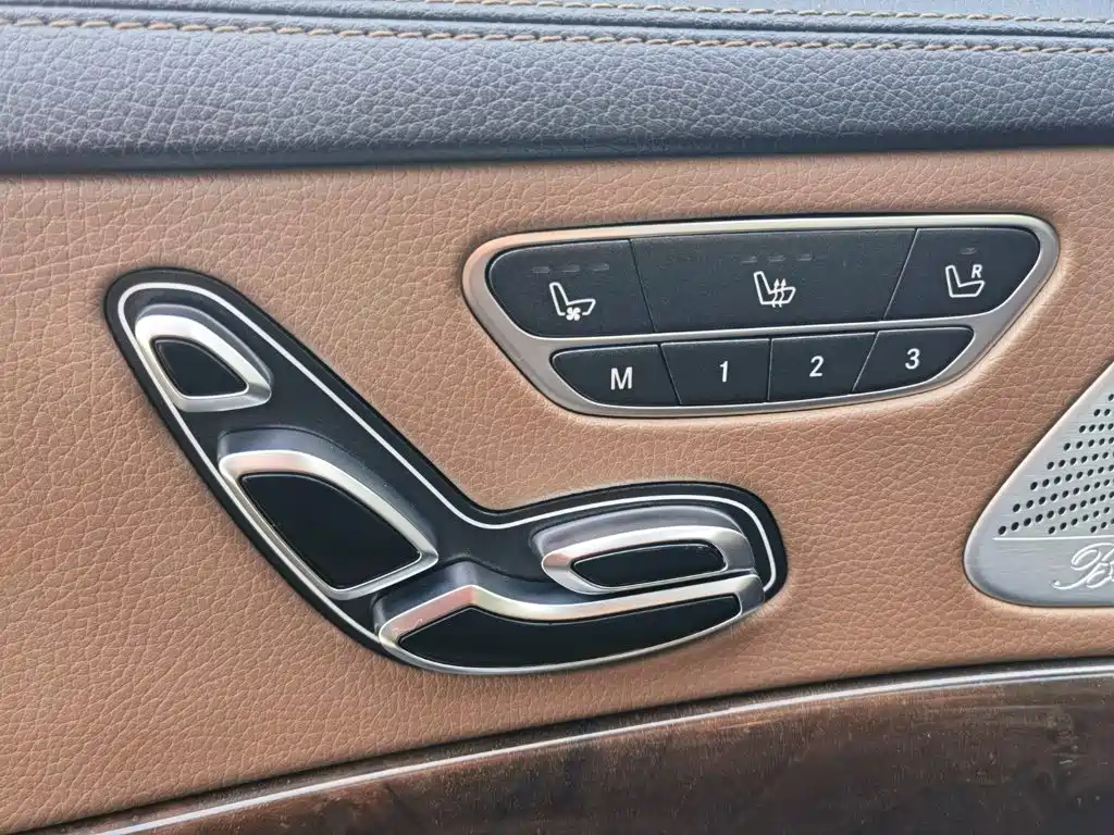 Mercedes-Benz S-Class — миниатюра 39