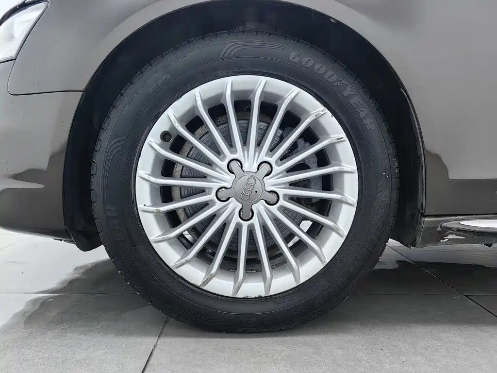 Audi A4L — миниатюра 17
