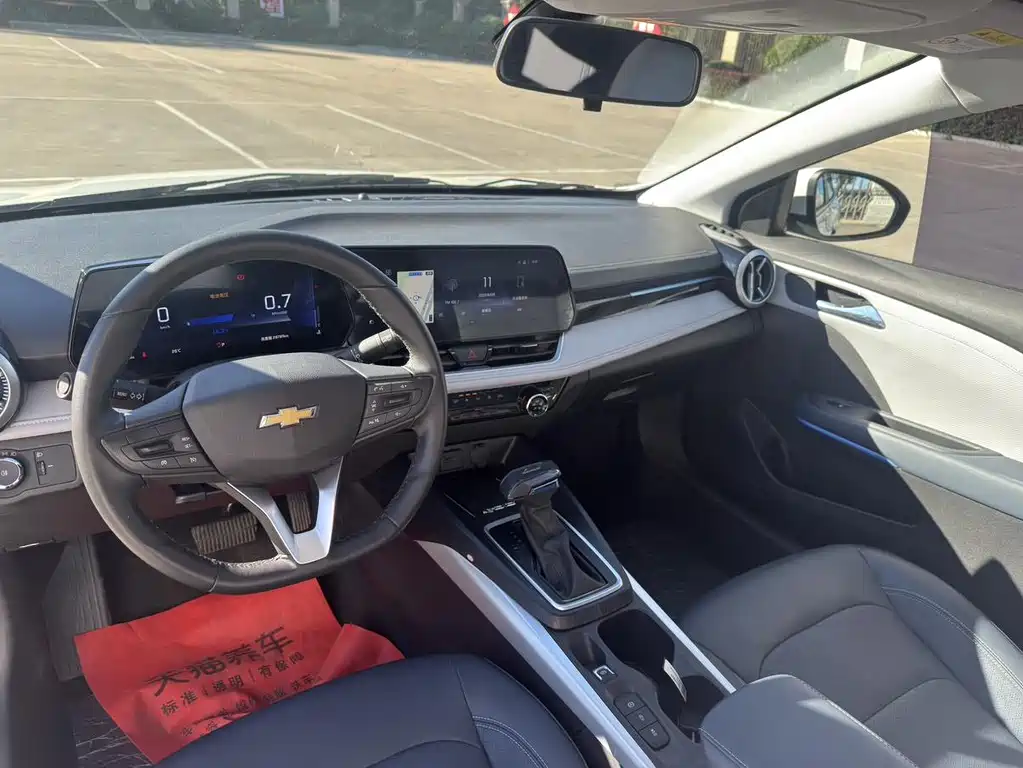 Chevrolet Monza — миниатюра 15