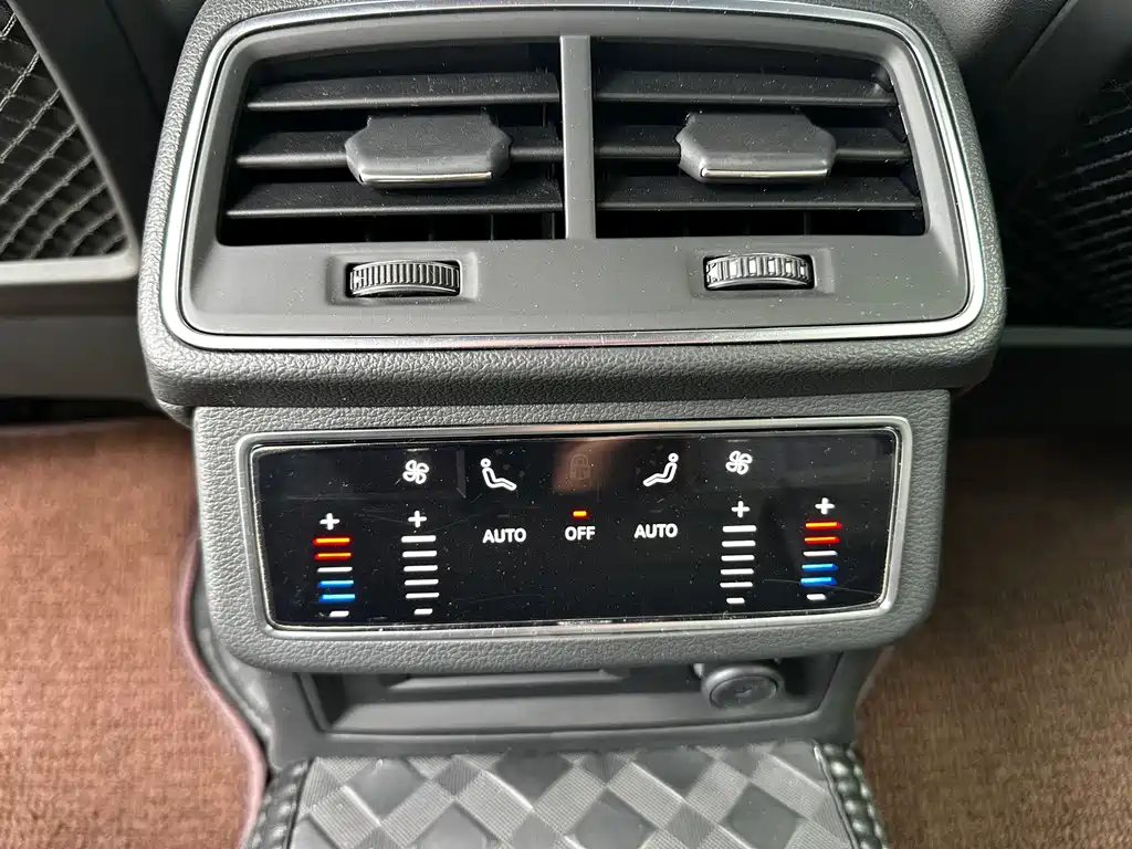 Audi A6L — миниатюра 8