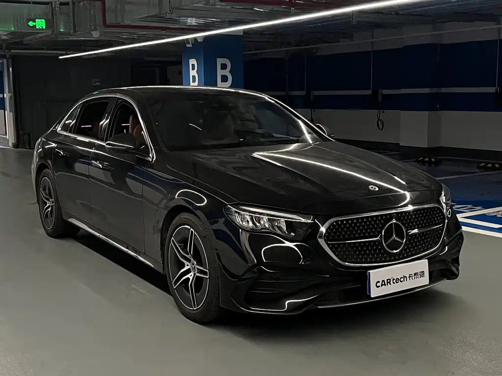Mercedes-Benz E-Class — миниатюра 3