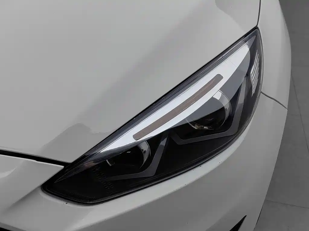 Ford Focus — миниатюра 7