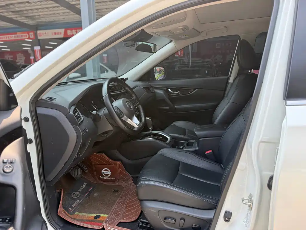 Nissan X-Trail — миниатюра 4