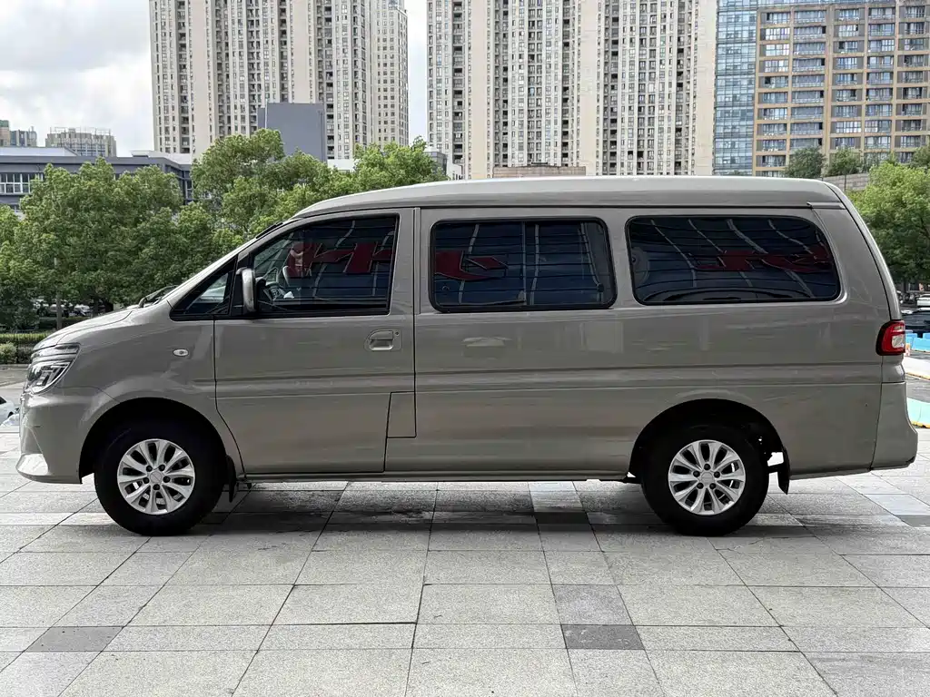 Fengxing Lingzhi New Energy — миниатюра 3