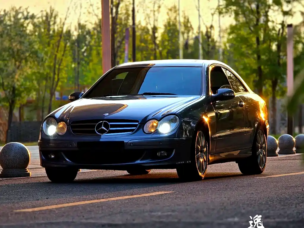 Mercedes-Benz CLK-Class — миниатюра 4
