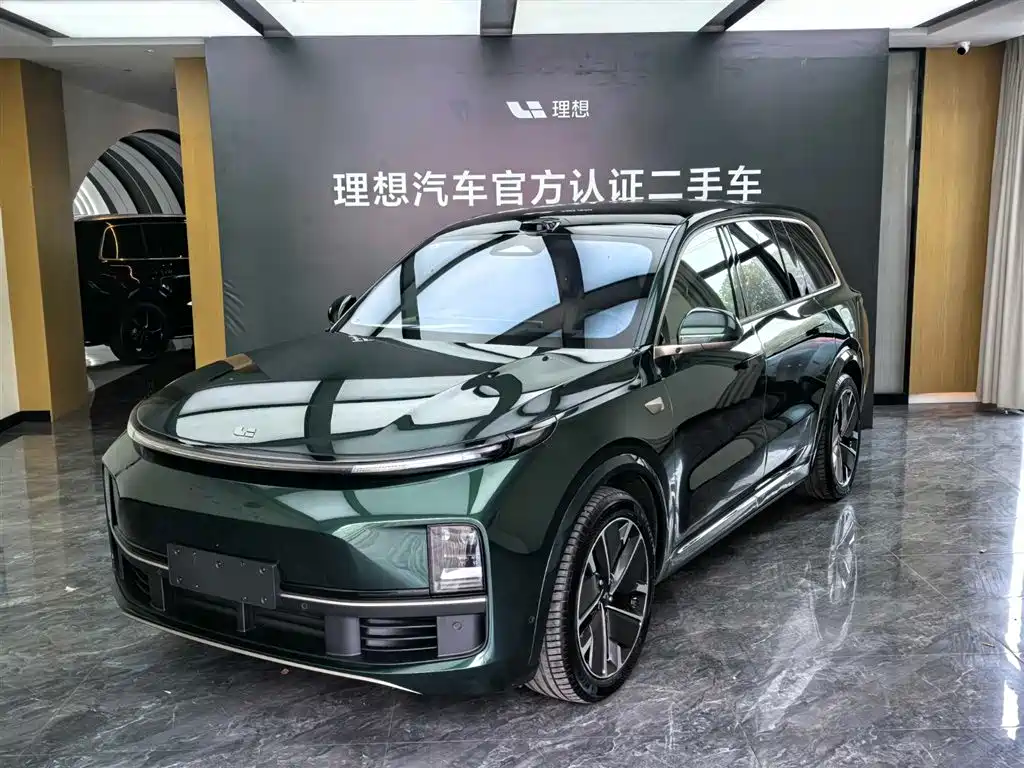Li Auto Li L9 2025