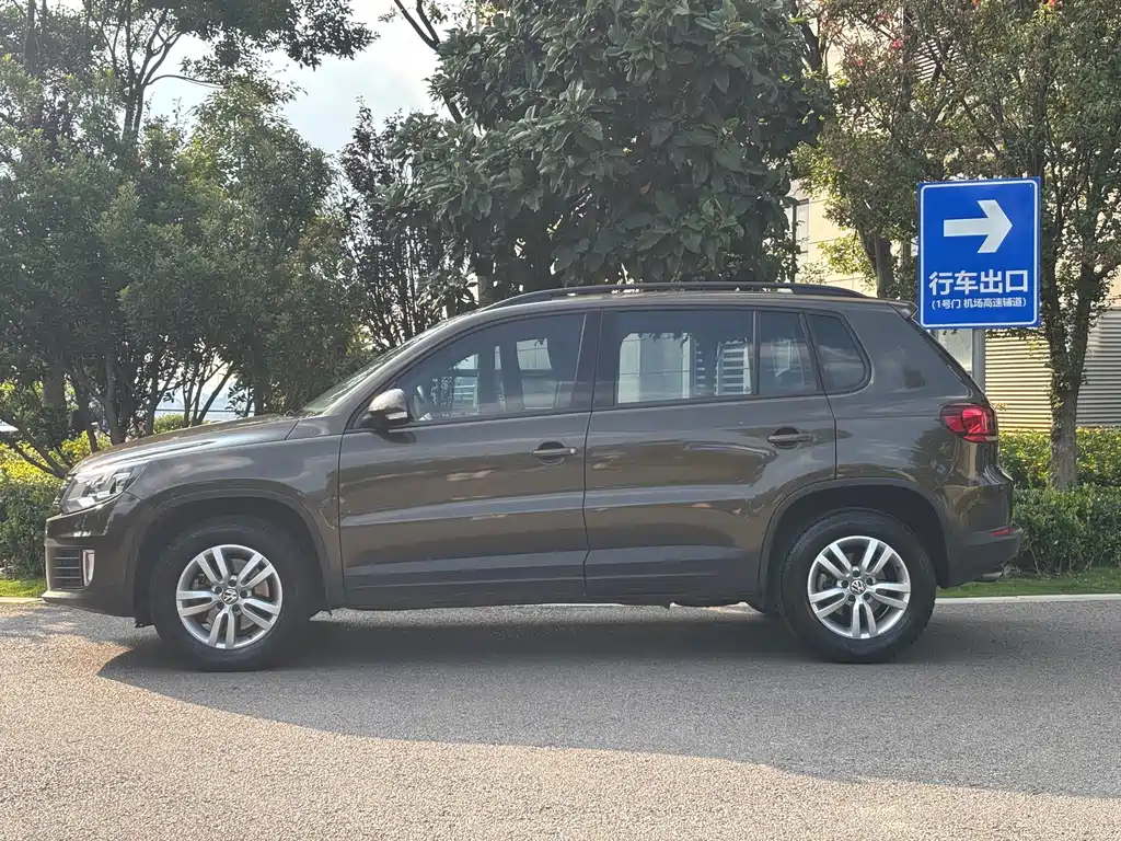 Volkswagen Tiguan — миниатюра 4