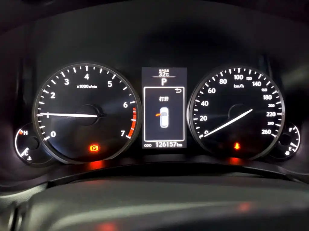 Lexus NX — миниатюра 12