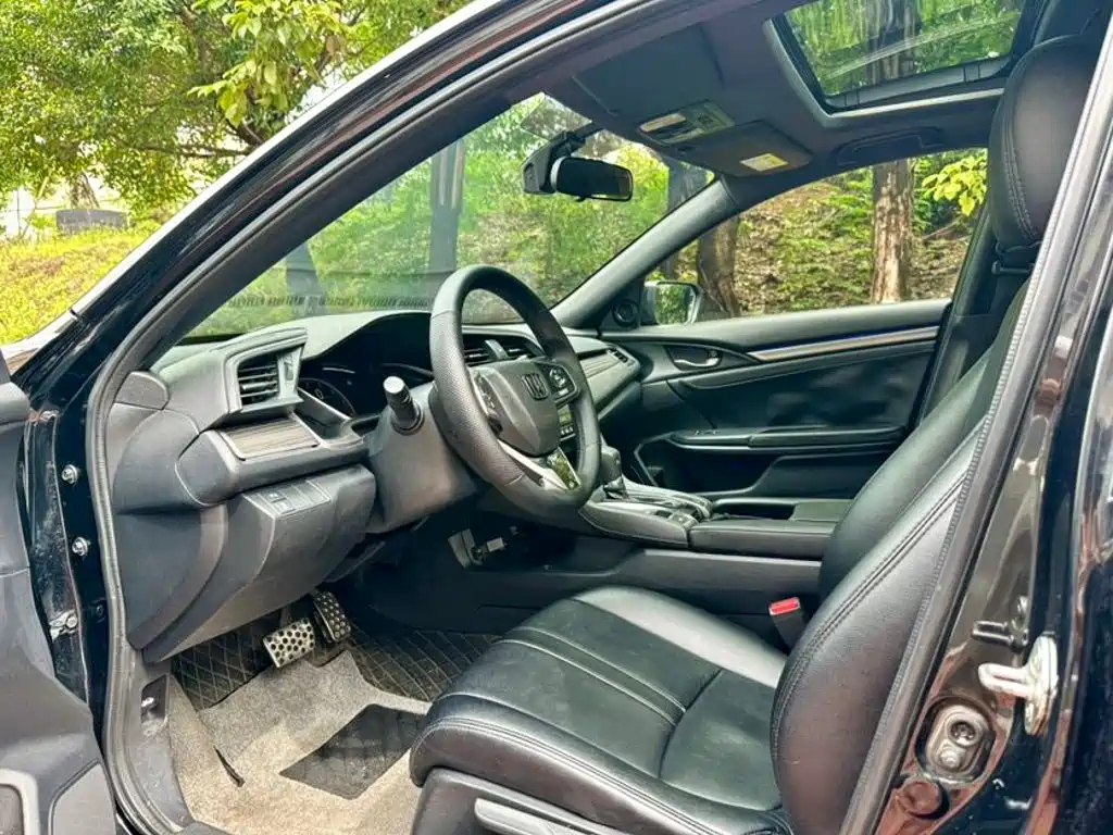Honda Civic — миниатюра 4