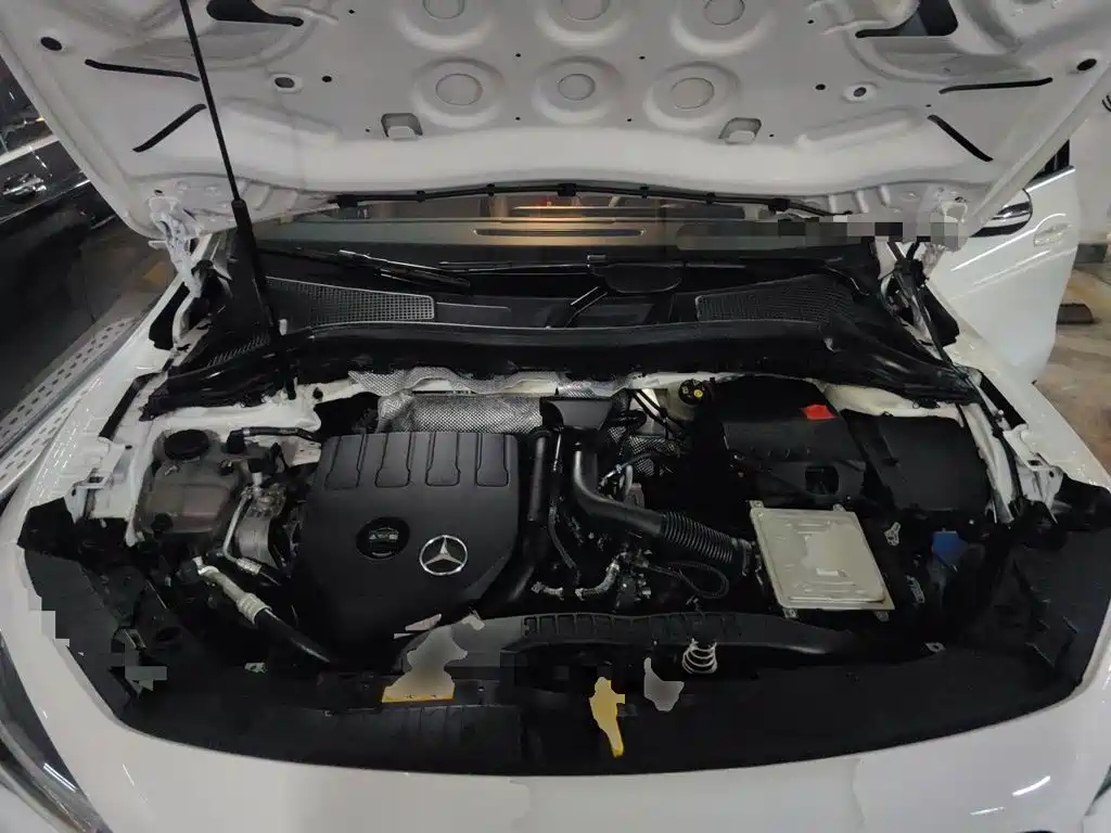 Mercedes-Benz GLA — миниатюра 16