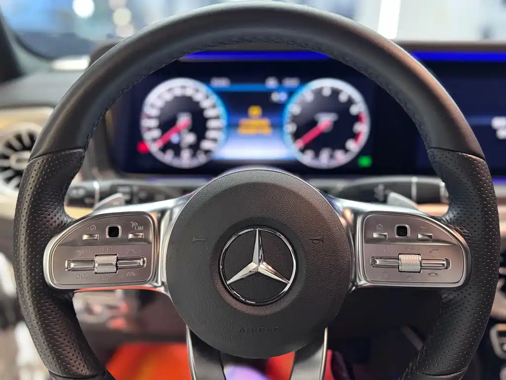 Mercedes-Benz G-Class — миниатюра 11