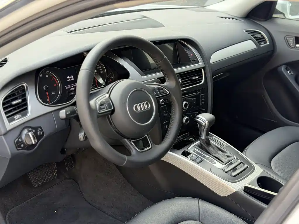 Audi A4L — миниатюра 4