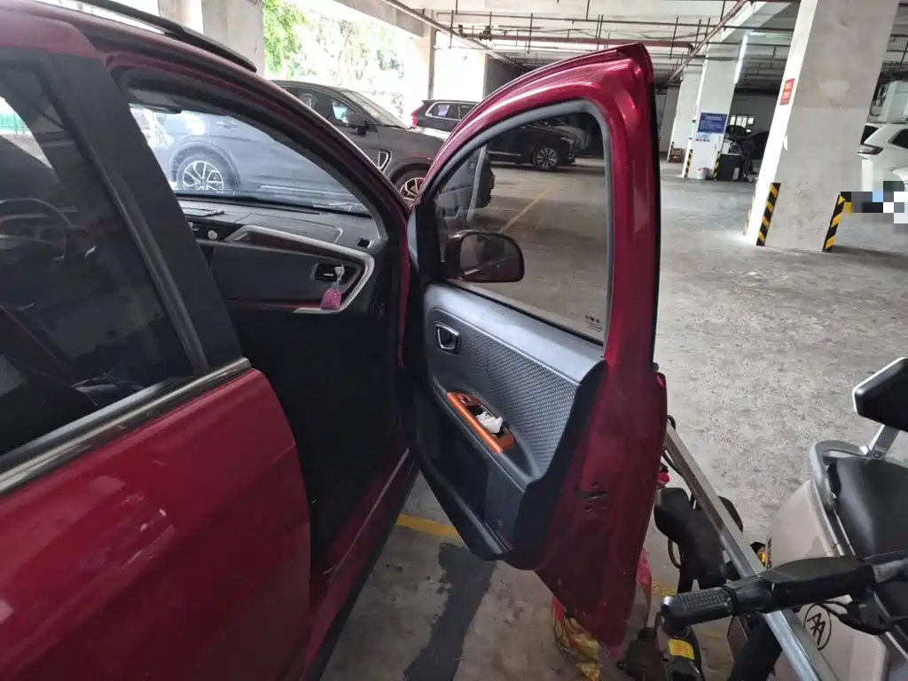 Geely Vision X1 — миниатюра 19