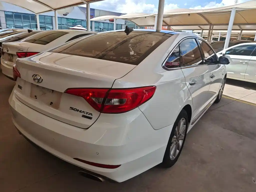 Hyundai Sonata — миниатюра 7