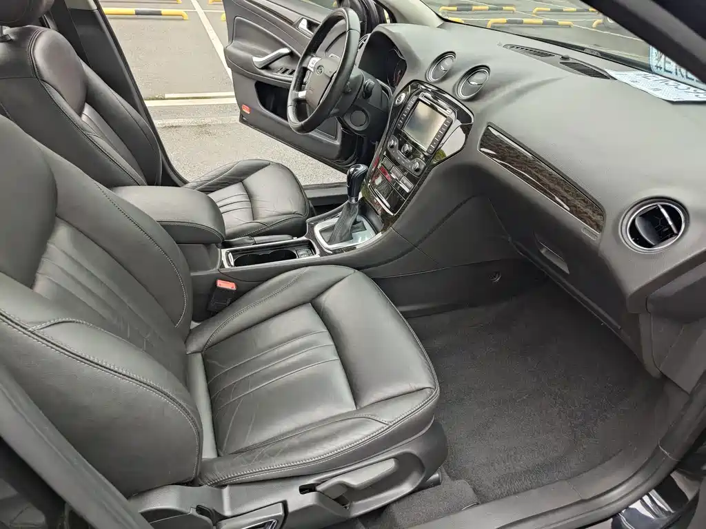 Ford Mondeo Zhisheng — миниатюра 9