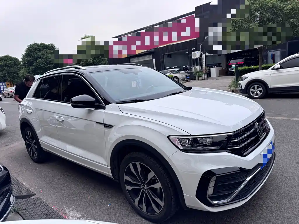 Volkswagen T-Roc — миниатюра 3