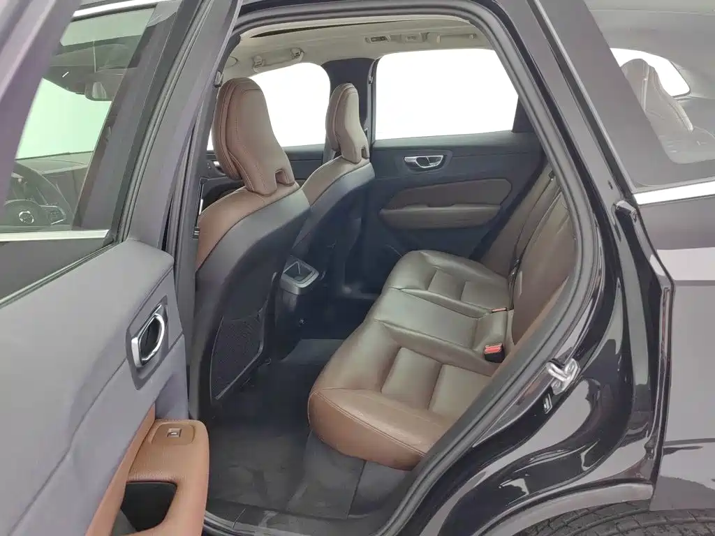 Volvo XC60 — миниатюра 15