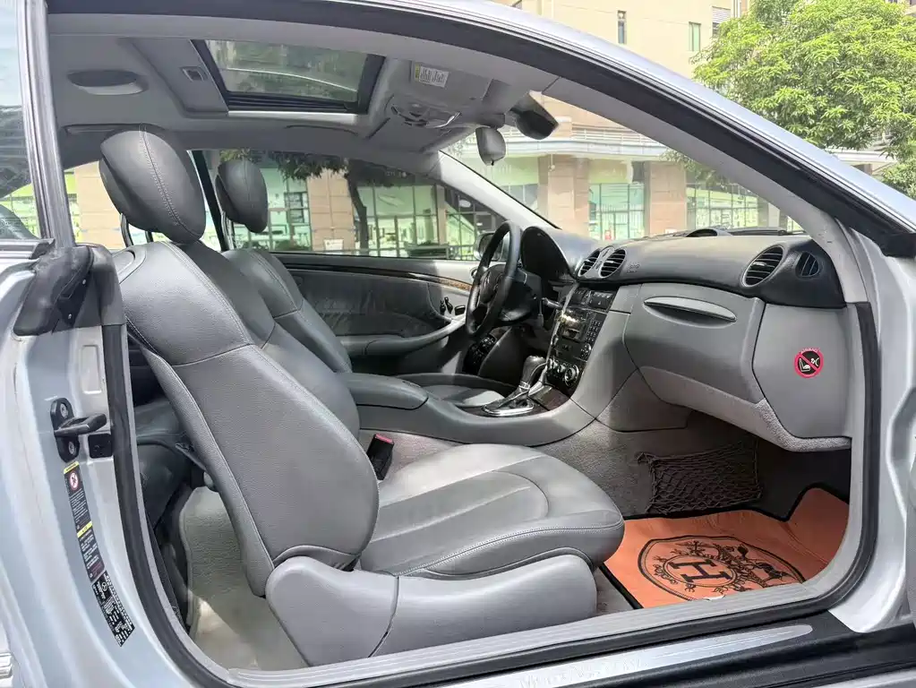 Mercedes-Benz CLK-Class — миниатюра 10