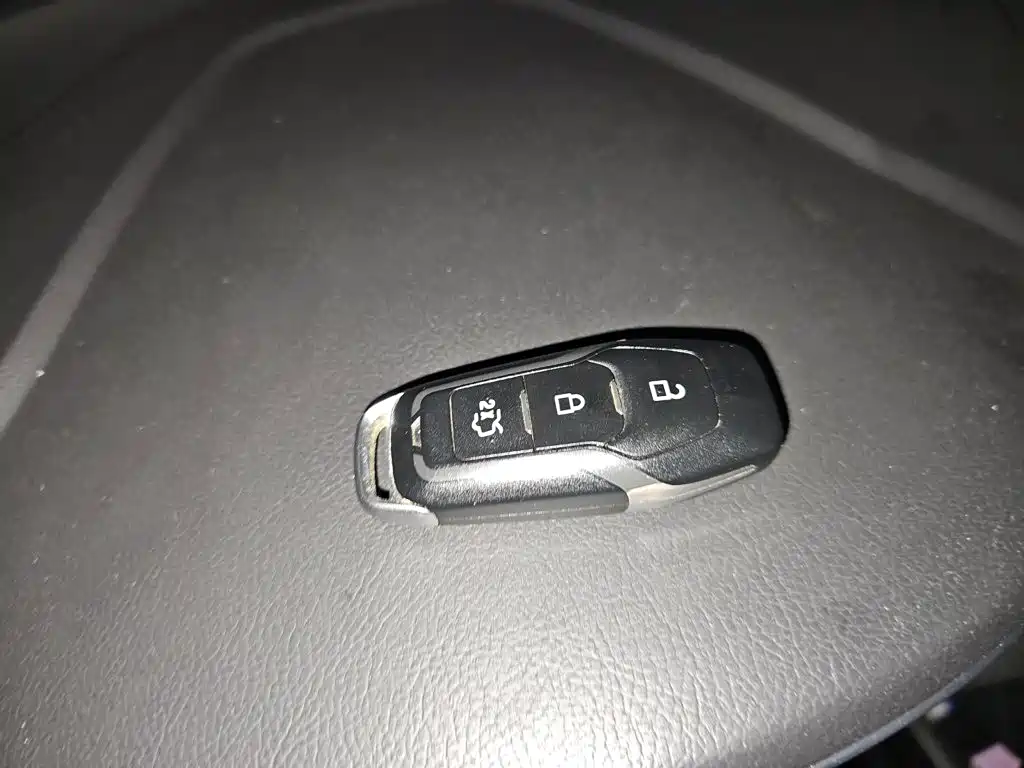 Ford Mondeo — миниатюра 12