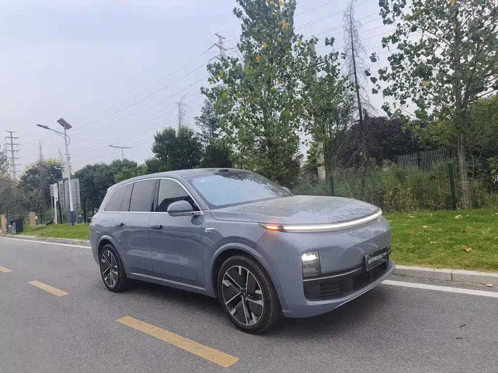 Li Auto Li L8 — миниатюра 3