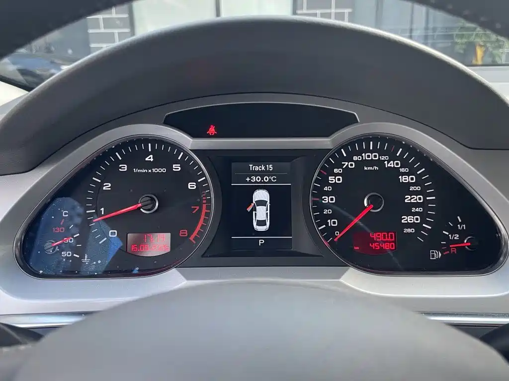 Audi A6L — миниатюра 8
