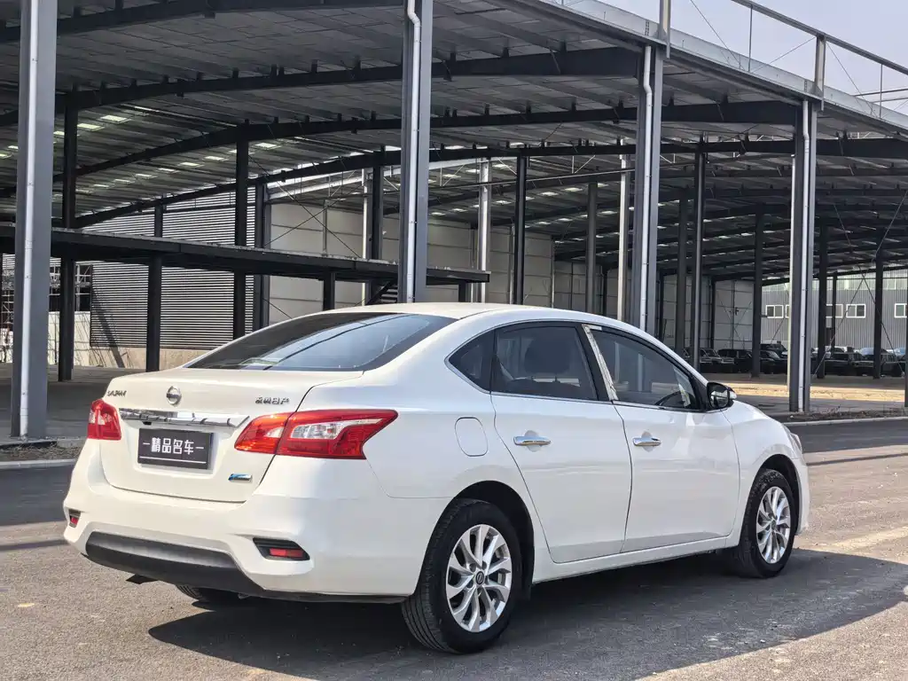 NISSAN XUAN YI