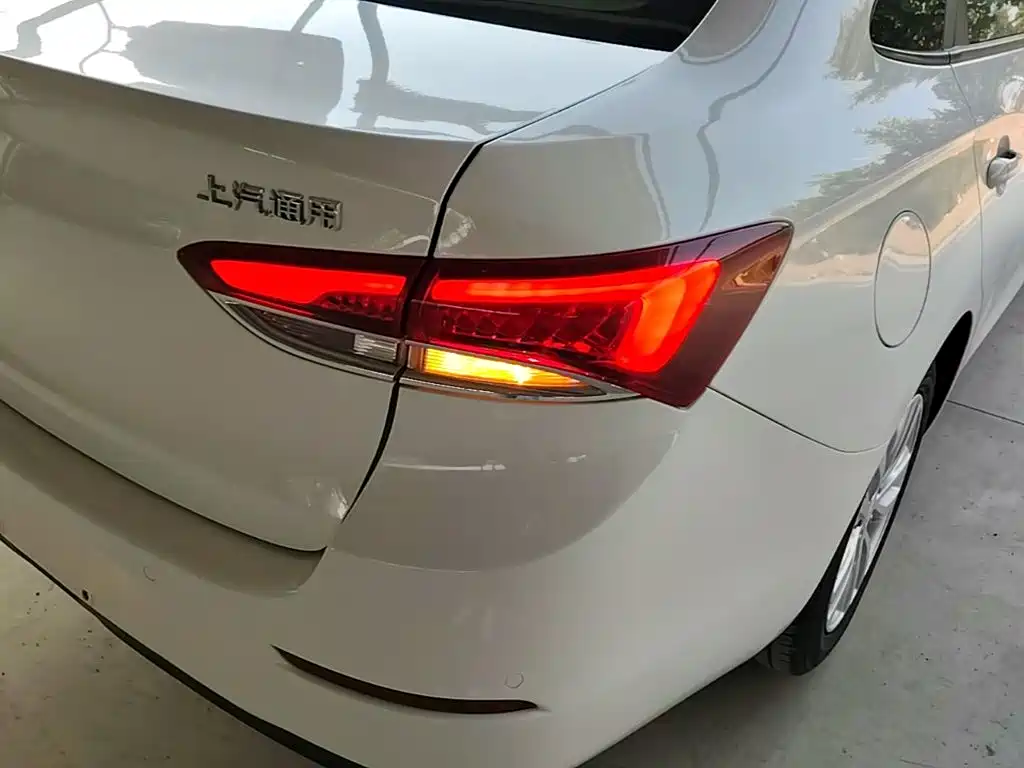 Buick Excelle — миниатюра 8
