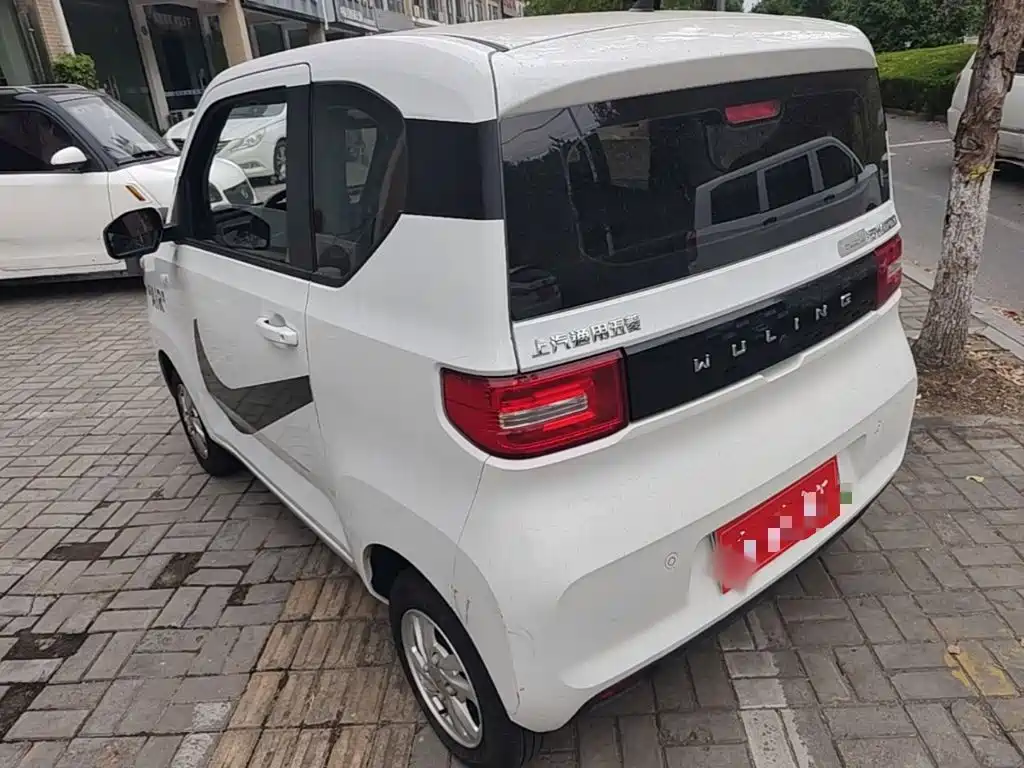 Wuling MINIEV — миниатюра 5