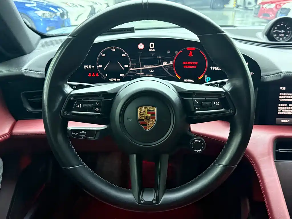 Porsche Taycan — миниатюра 10
