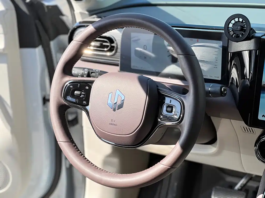 Leapmotor Leapmotor C11 — миниатюра 10