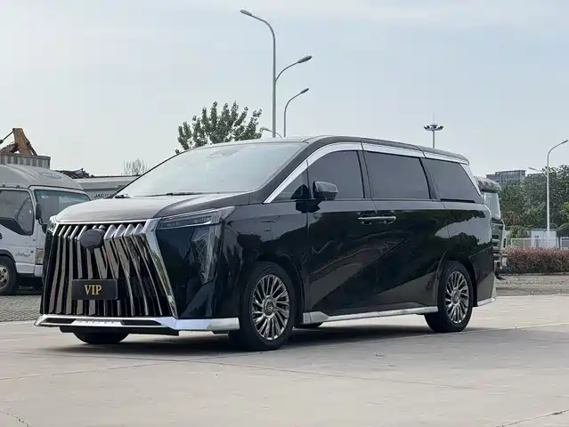 2023 GAC GN8