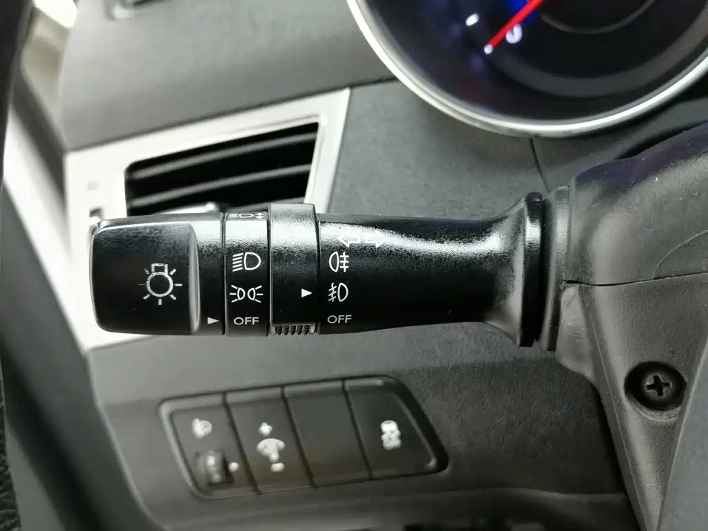 Hyundai Elantra Langdong — миниатюра 21